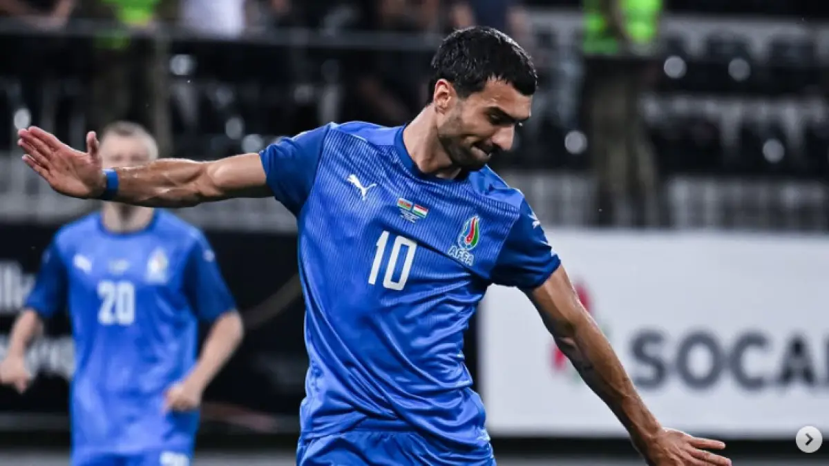 Mahir Emreli menjadi salah satu tumpuan Azerbaijan saat menghadapi Lithuania di UEFA Nations League 2026. (IG@emreli11)