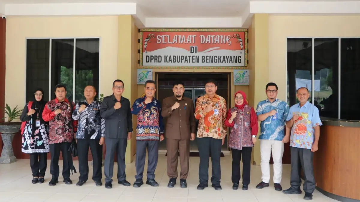 Kanwil Kemenkum Kalbar menggelar pertemuan dengan ketua DPRD Kabupaten Bengkayang pada Jumat (25/9). (DOK KANWIL KEMENKUM KALBAR)