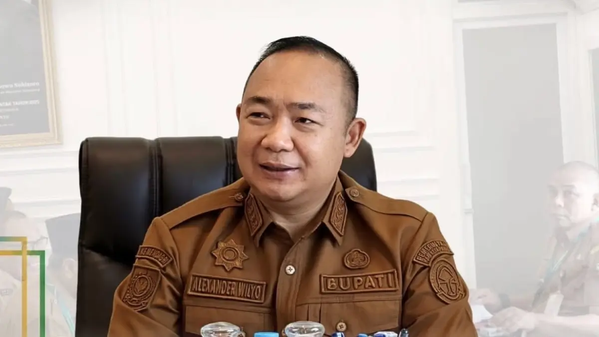 Antrean BBM Kembali Terjadi, Bupati Ketapang Desak Pertamina dan BPH Migas Bertindak