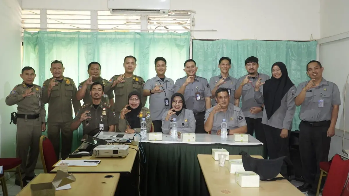 Kanwil Kemenkum Kalbar menggelar kunjungan kerja ke kantor Satpol PP Kabupaten Mempawah pada Selasa (29/9). (DOK KANWIL KEMENKUM KALBAR)