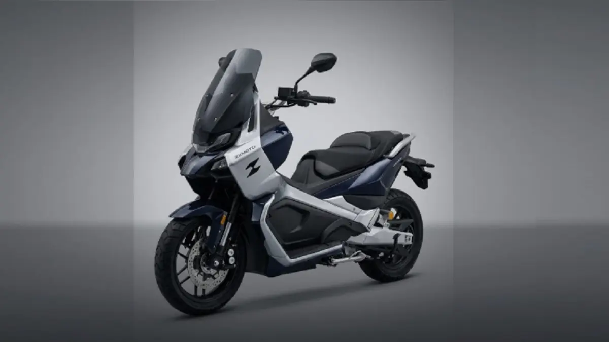 ZXMOTO 250T ADV dipamerkan sebagai prototipe skutik crossover 250cc dengan konstruksi mesin yang berbeda dari skutik konvensional. (GREATBIKER)