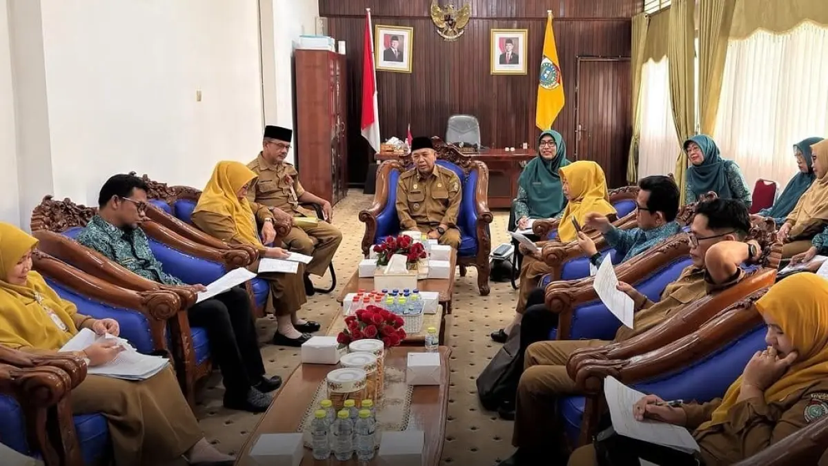 Suasana rapat koordinasi PKK-OPD di Ruang Kerja Wabup Mempawah.