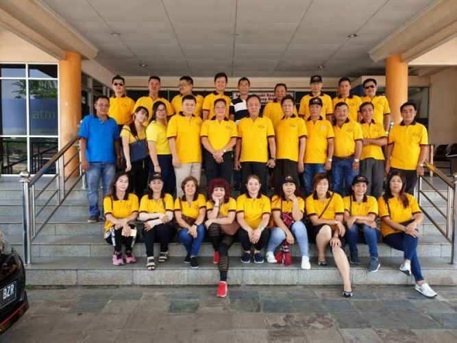 XING FU: Rombongan Baksos Xing Fu dibawah pimpinan ketua Yap Cie Hun kembali melakukan bakti sosial.  MARSITA/PONTIANAK POST