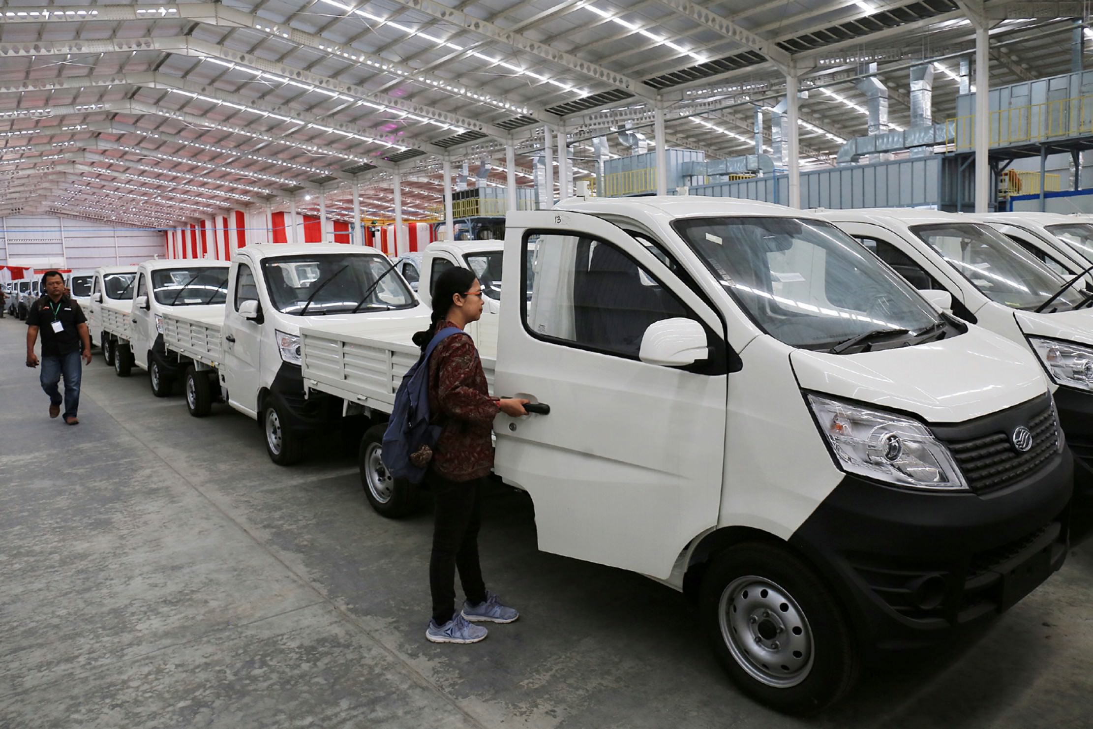 Presiden Joko Widodo  meresmian pabrik Esemka di Boyolali, Jawa JAWA POS PHOTOTengah, Jumat (6/9).