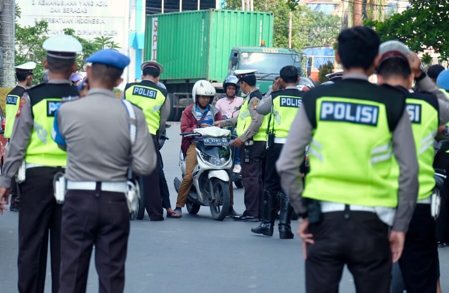 Razia kendaraan saat Operasi Zebra Kapuas 2019. foto Shando Safela
