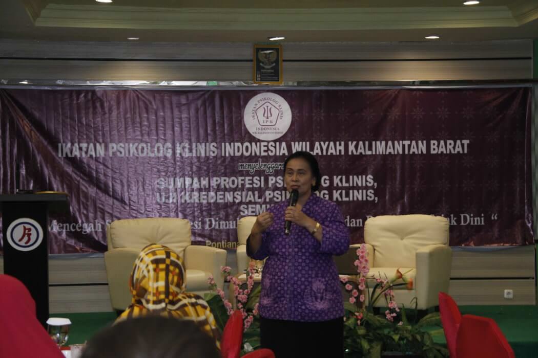 GELAR SEMINAR : Ikatan Psikolog Klinis (IPK) Indonesia menggelar seminar bertema