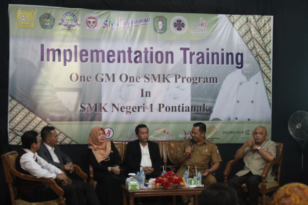 SMK Negeri 1 Pontianak saat menggelar Launching Implementation Training One GM One SMK Program, Selasa (12/11).