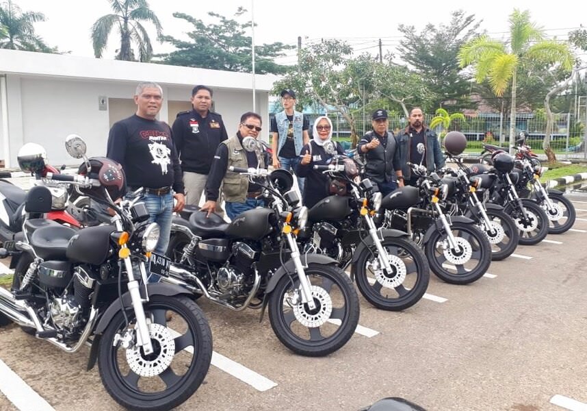 Sebagian dari member Benelli Owners Indonesia chapter Pontianak.