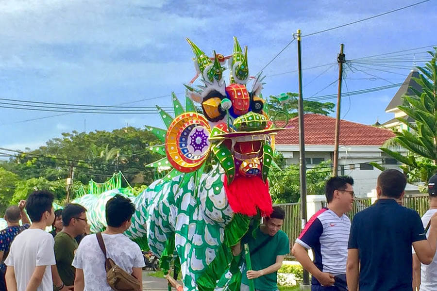 KEMERIAHAN NAGA: Kelompok Naga Sinar Surya sejak tahun 2013 tidak pernah absen dalam memeriahkan momen Cap Go Meh di Kota Pontianak. DOKUMENTASI WISMILAK FOUNDATION