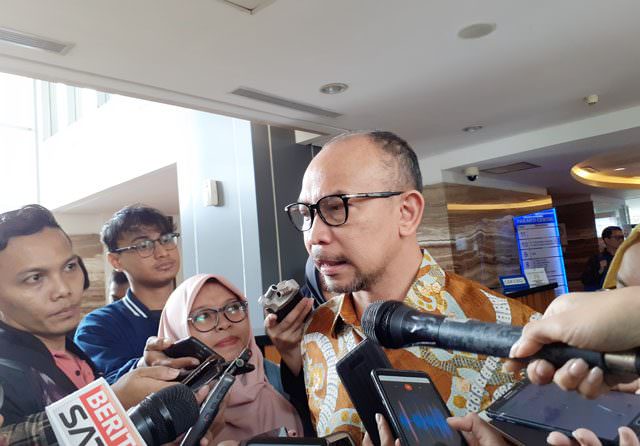 Ekonom dan juga mantan Menteri Keuangan Periode 2013-2014 Chatib Basri di Gedung Pakarti Centre, Jakarta, Selasa (18/2). (Saifan Zaking/JawaPos.com)