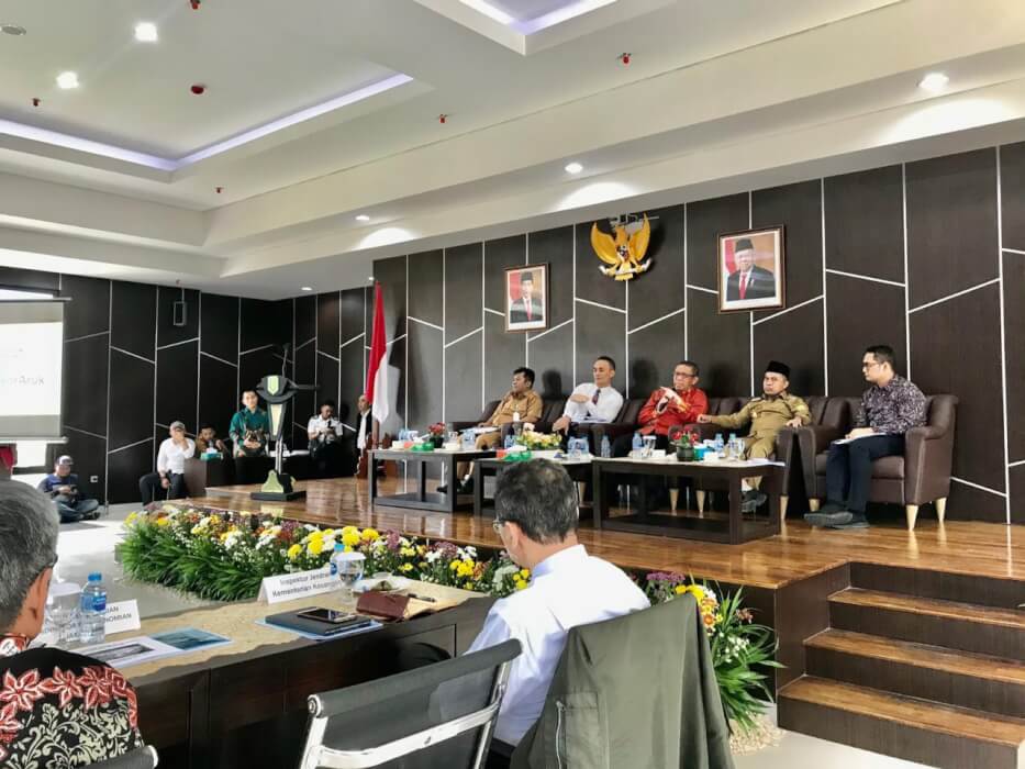 Para pembicara saat rakor dalam rangka percepatan pembangunan wilayah perbatasan Aruk sebagai pusat pertumbuhan ekonomi baru di PLBN Aruk, Kabupaten Sambas, Senin (10/2).