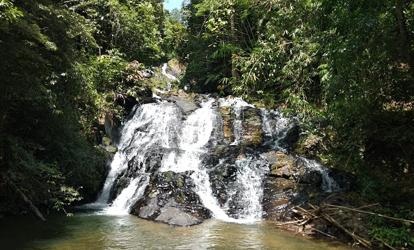 ASRI: Pemandangan Air Terjun Melancar di Dusun Baban, Desa Kampet Kecamatan Menyuke.ISTIMEWA