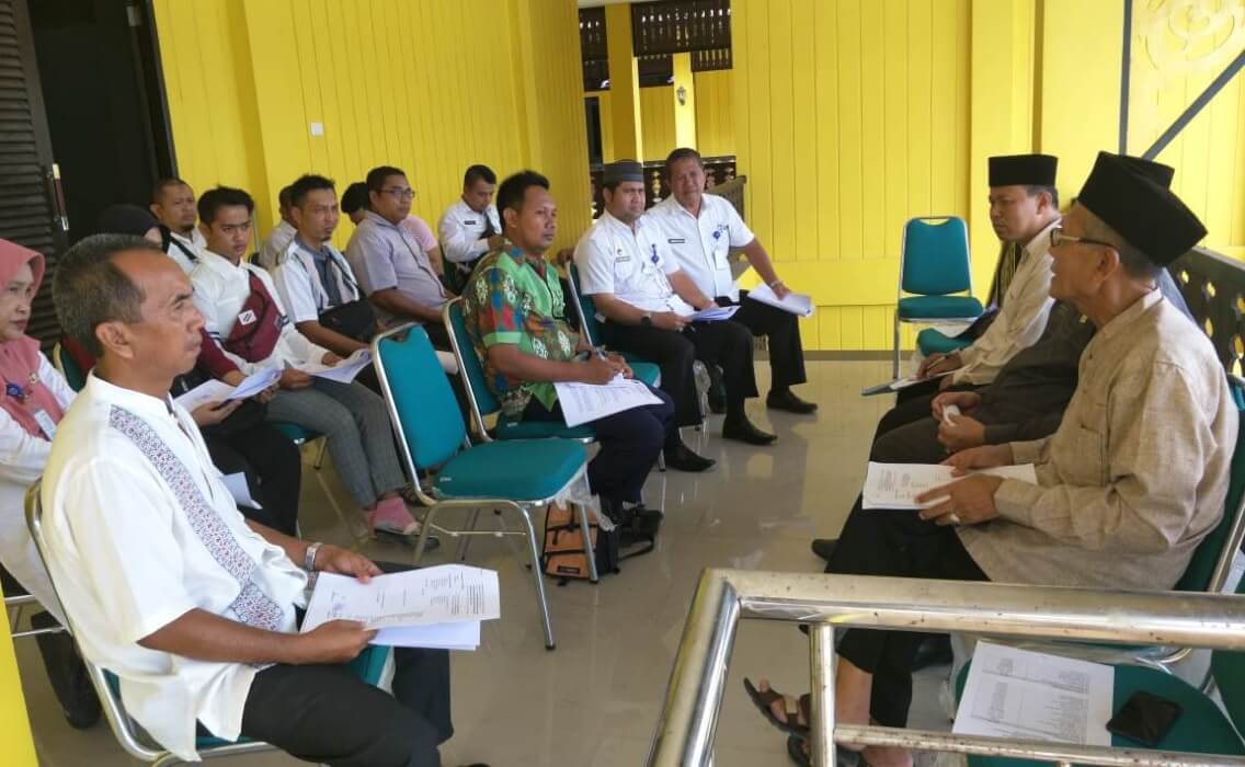 PERSIAPAN: Ketua MABM memimpin rapat persiapan peresmian dan pelantikan pengurus. Istimewa