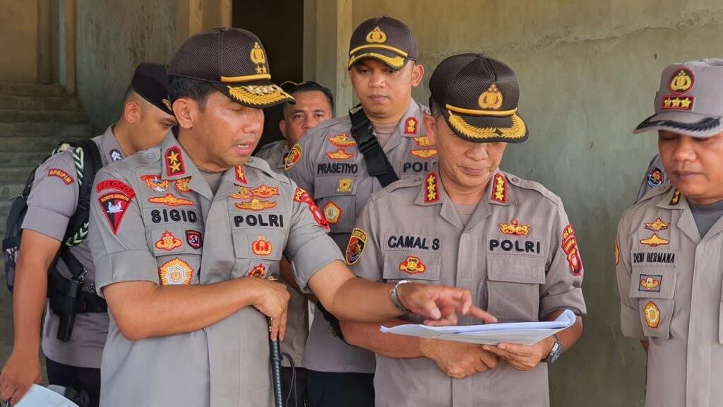 Kapolda Kalimantan Barat,  Irjen Pol Remigius Sigid Tri Hardjanto melakukan kunjungan ke Singkawang, Sabtu (29/2). Jenderal bintang dua ini mengecek pembangunan Sekolah Polisi Negara (SPN) yang terletak di Kelurahan Sagatani Kecamatan Singkawang Selatan