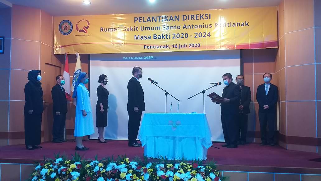 PELANTIKAN : Pelantikan Direksi Rumah Sakit Umum Santo Antonius Pontianak.