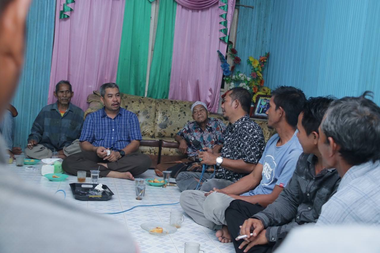 Cabup dan Cawabup Ketapang Junaidi-Sahrani Bersilaturahmi di Dusun Pangkalan Jihing, Desa Pangkalan Teluk, Kecamatan Nanga Tayap.