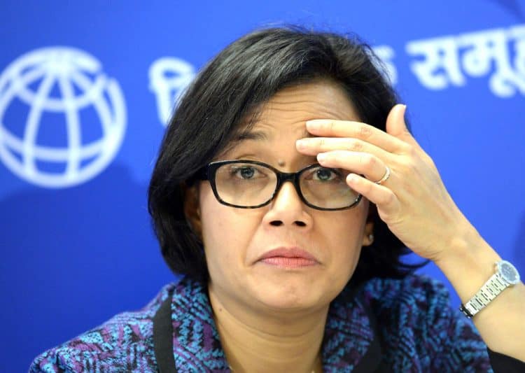 pasang foto : Sri Mulyani