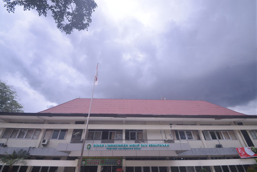 Dinas Lingkungan Hidup dan Kehutanan Provinsi Kalbar. FOTO MEIDY KHADAFI/PONTIANAK POST