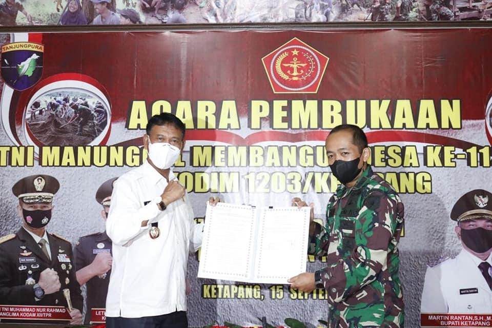 BUKA TMMD : Wakil Bupati Ketapang, Farhan, dan Forkopimda Ketapang, menghadiri pembukaan TMMD ke-112, di Makodim Ketapang, kemarin (15/9). Istimewa