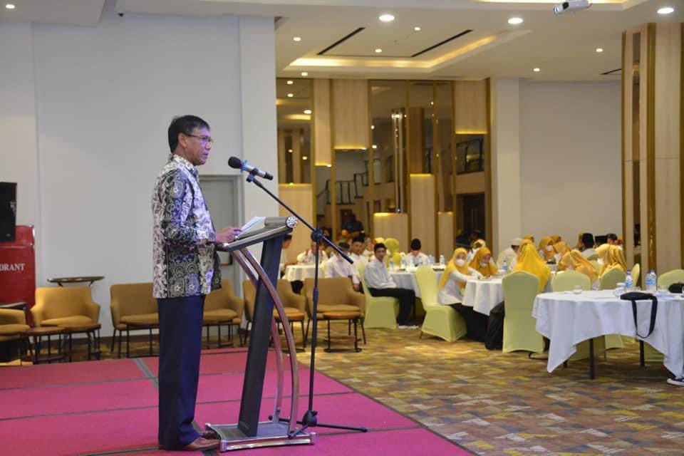 BUKA SEMINAR: Wabup Farhan, membuka senimar kemahasiswaan PMII Komisariat Politeknik Negeri Ketapang, kemarin (23/10). ISTIMEWA