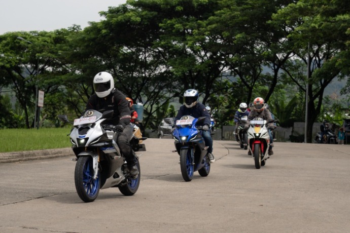 Keseruan acara bLU cRU Fun Riding. (Istimewa)