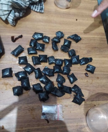 TAKJIL ISI SABU: Barang bukti takjil es cincau berisi 42 sabu yang berhasil diamankan petugas Lapas kelas IIB Singkawang. (Istimewa)