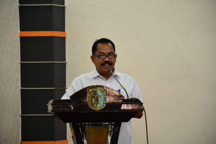 Selimin, Staf Ahli Bupati bidang Perekonomian Pembangunan dan Keuangan Kabupaten Sintang.