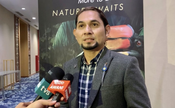 Muchlis Mufpeh Muchyie, Patient Experience Coordinator Normah Medical Specialist Center. foto Shando Safela