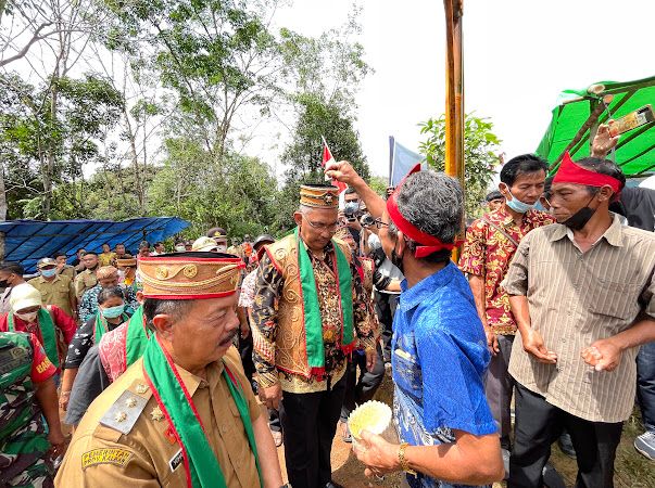 Gelaran Festival Lingkar Tiong Kandang di Batang Tarang, Sanggau. foto istimewa