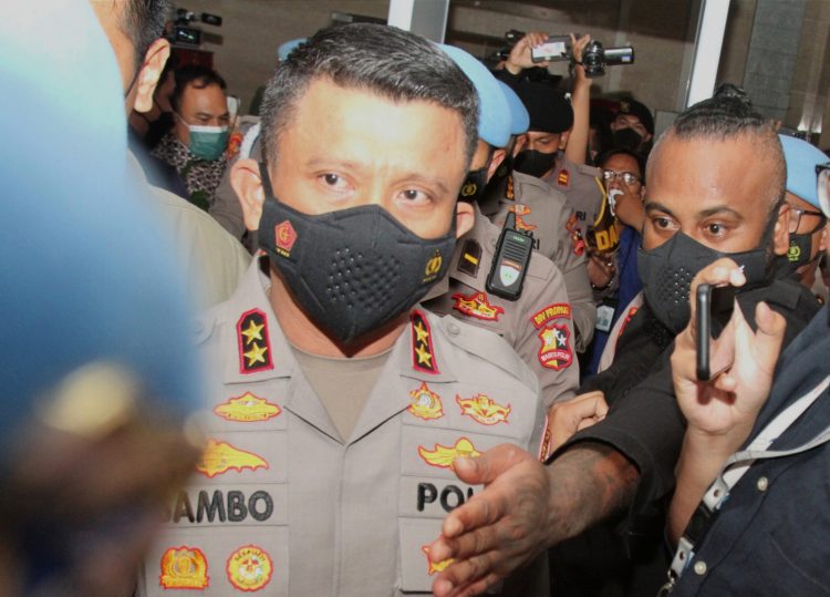 Irjen Ferdy Sambo saat diperiksa di Bareskrim Polri. (Dery Ridwansah/ JawaPos.com)
