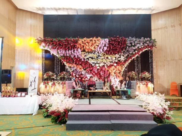 TALK SHOW: Talk Show Tren Wedding 2023 yang digelar di Hotel Harris Pontianak, Jumat (30/9). Kegiatan ini merupakan rangkaian dari Wedding Expo yang digelar oleh hotel ini. SRI FOR PONTIANAK POST