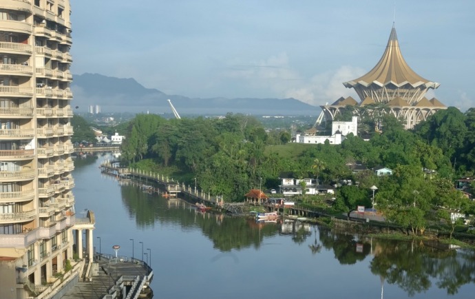 Keindahan Kota Kuching menjadi salah tujuan wisata di Sarawak. foto Shando Safela