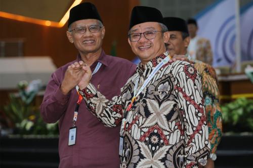TERPILIH: Haedar Nashir (kanan) dan Abdul Mu