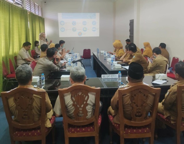 KESEHATAN: Suasana sosialisasi dan koordinasi Tupoksi pelabuhan kesehatan untuk mendukung operasional Pelabuhan Terminal Kijing di Kecamatan Sungai Kunyit. WAH / MEMPAWAH