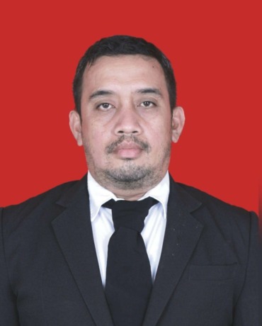 Hendrick L, M.Pd, Kepala SMAN 1 Marau, Kabupaten Ketapang