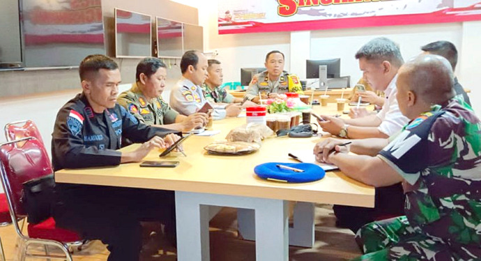 RAPAT : Polres Singkawang menggelar rapat koordinasi lintas sektoral dalam rangka pengamanan Festival Cap Go Meh 2023, Senin (30/1). IST/HAR/SINGKAWANG