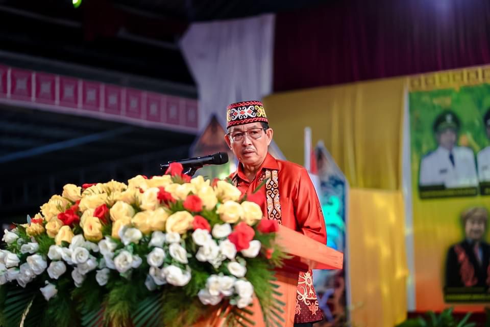 Asisten Sekda Bidang Administrasi Umum, Heronimus Tanam, menghadiri dan membuka musyawarah cabang Persekutuan Gereja-Gereja Pantekosta Indonesia (PGPI) Kabupaten Ketapang di salah satu hotel di Kota Ketapang, Selasa (28/3). (IST)