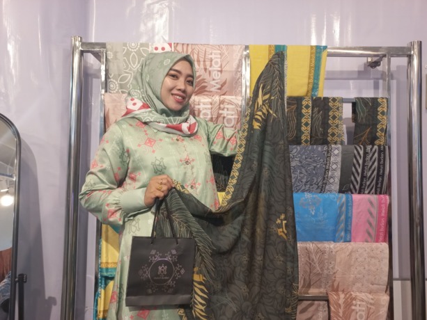 Owner Melati Burlian, Melati Fajarwati.