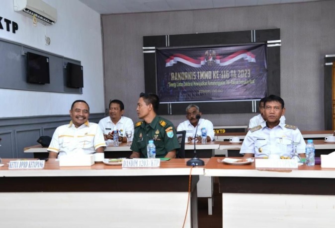 RAKORNIS: Wabup Ketapang, Farhan, mengikuti Rakornis Program TMMD ke-116 yang akan dilaksanakan di Desa Harapan Baru, Kecamatan Matan Hilir Selatan. (IST)