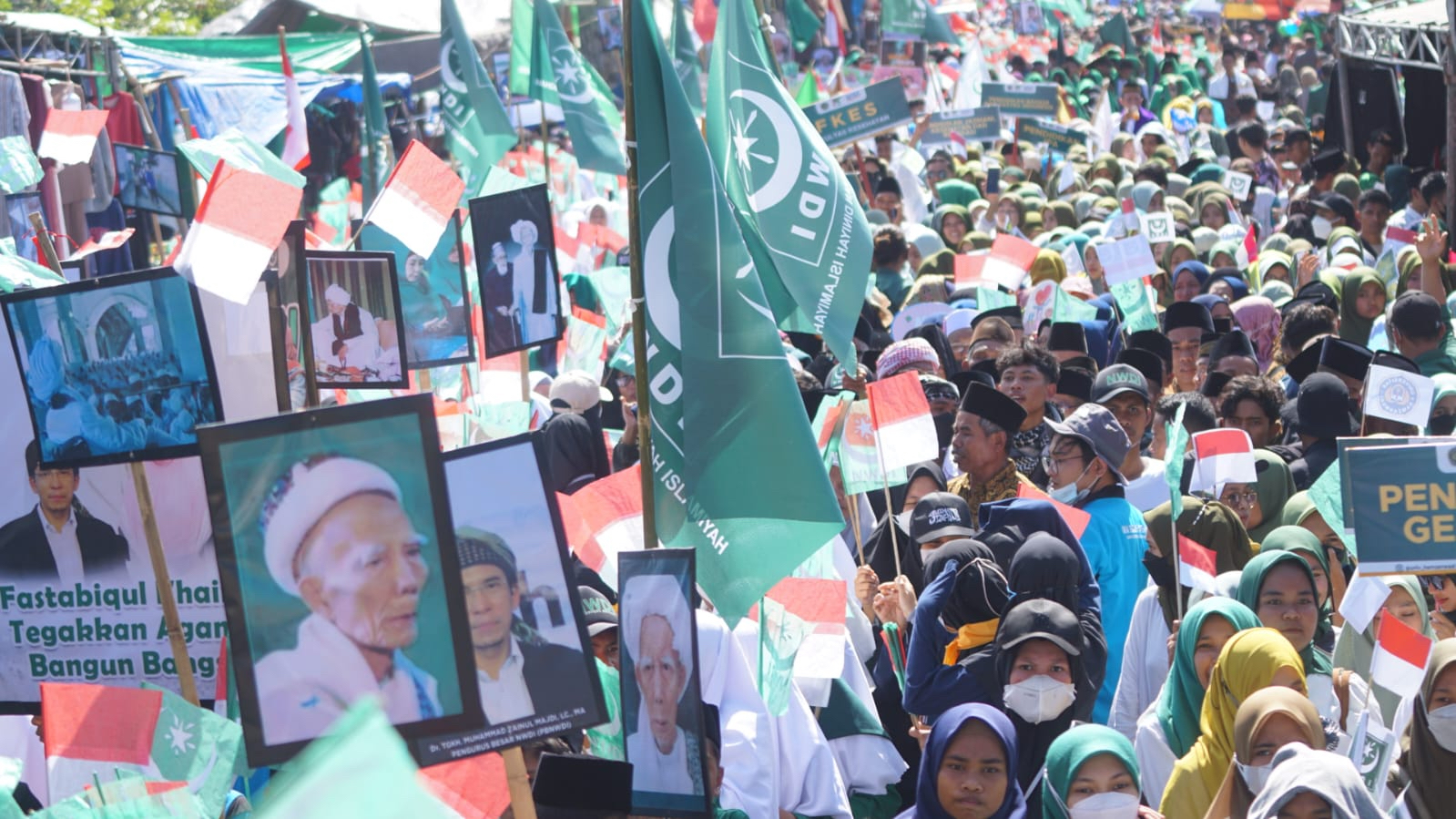Pawai alegoris dan puncak peringatan Hultah NWDI ke-88 di tanah kelahirannya, Kelurahan Pancor, Kecamatan Selong, kemarin (26/8).