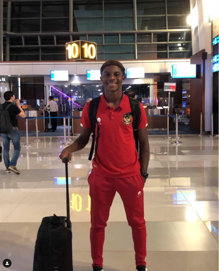 Hugo Samir berhasil melesahkan gol kedua Indonesia ke gawang Kirgistan.