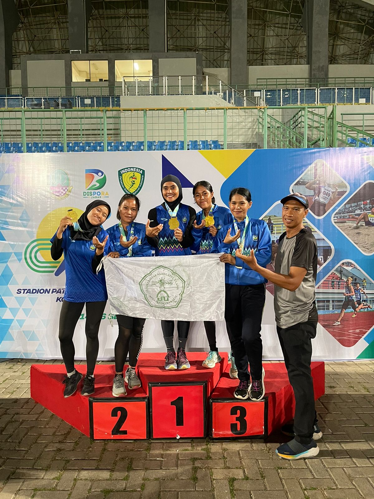 EMAS: Tim estafet 4x400 mix berhasil meraih medali emas di Kejurnas Jabar Open 2023.