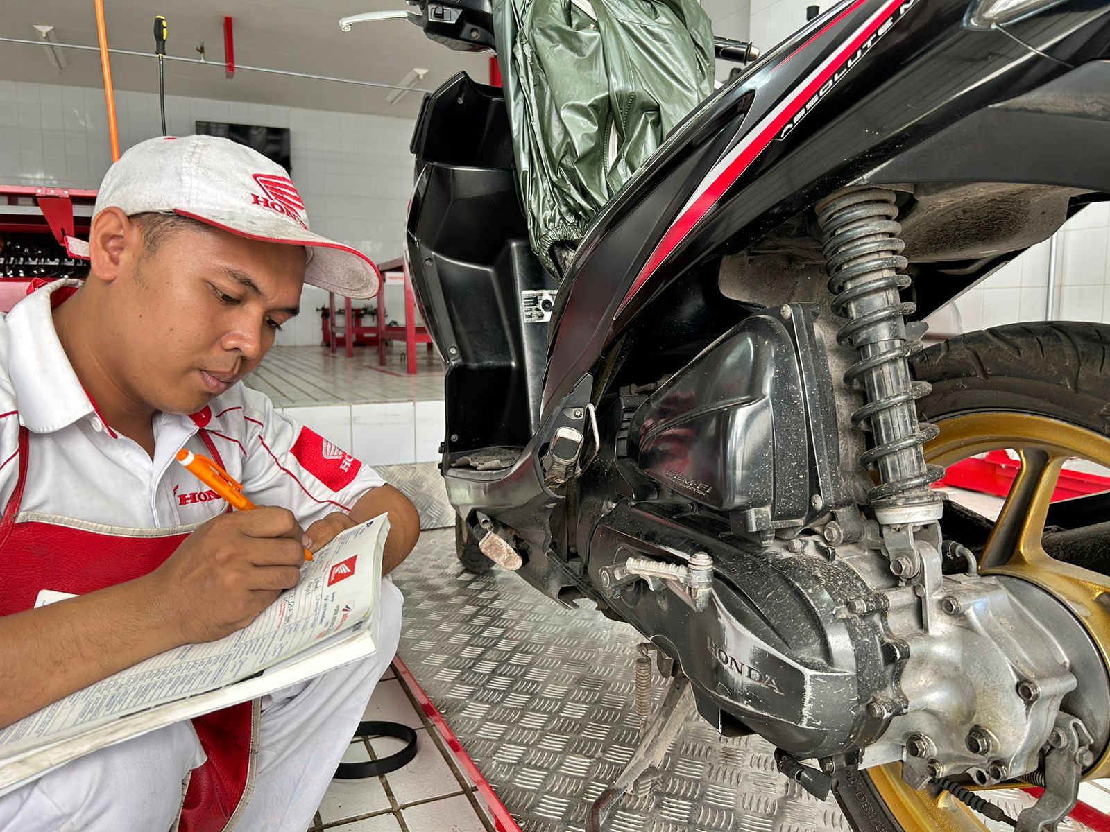 Ilustrasi Servis berkala. (Honda for Lombok Post)