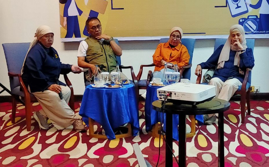 BICARA PAJAK: Perwakilan Kementerian Keuangan RI saat melakukan kunjungan kerjanya di Lombok. (NURUL/LOMBOK POST)