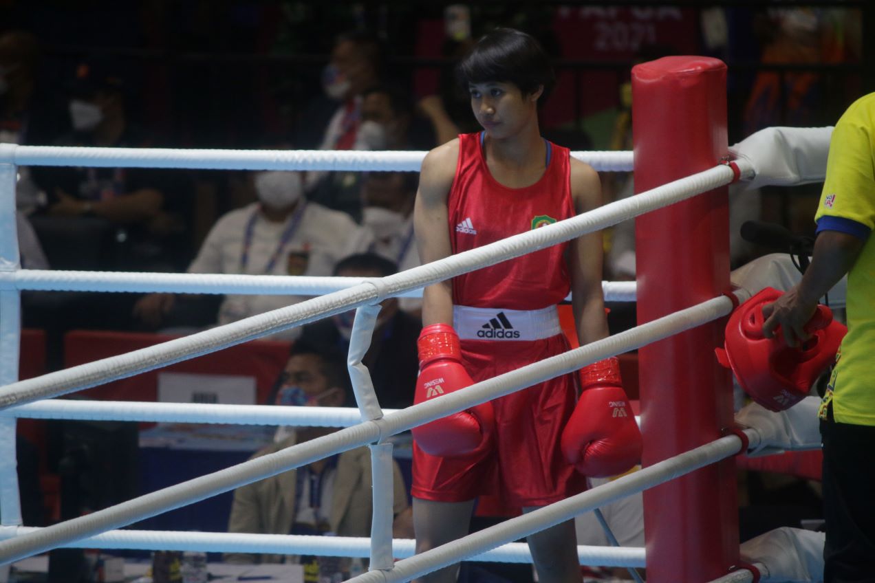 TAMPIL BAGUS: Shinta Agustini saat tampil di PON Papua lalu. Shinta berhasil lolos ke PON Aceh-Sumatera Utara 2024.