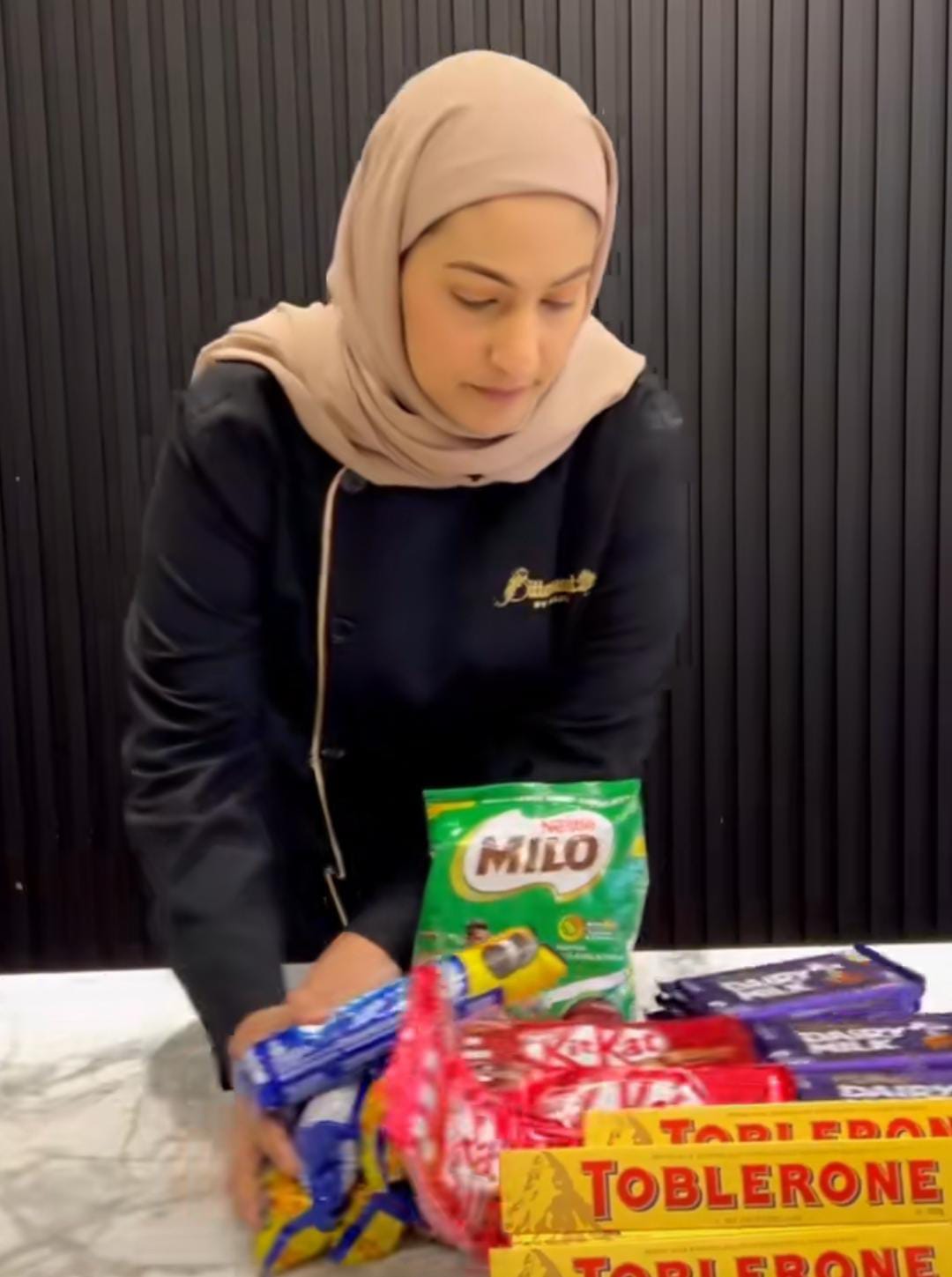 PERNYATAAN SIKAP: Owner Bittersweet by Najla, Najla Bisyir menggeser semua brand yang selama ini digunakan untuk bahan baku produk, usai menyatakan sikap mematuhi Fatwa MUI No 83 tahun 2023.