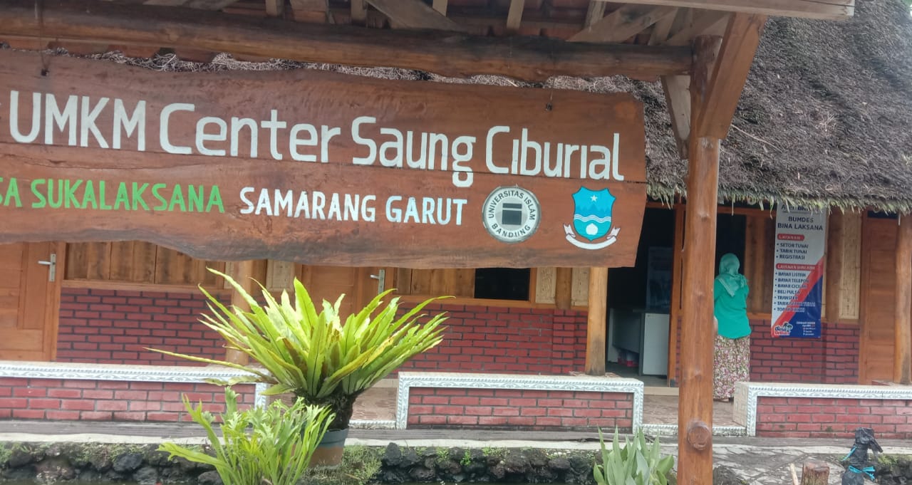 UMKM Center Saung Ciburial, Garut