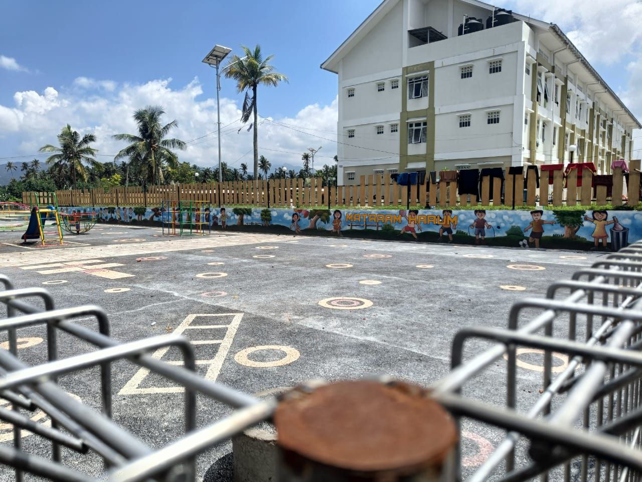 Bangunan twin blok Rusunawa Bintaro, Kota Mataram