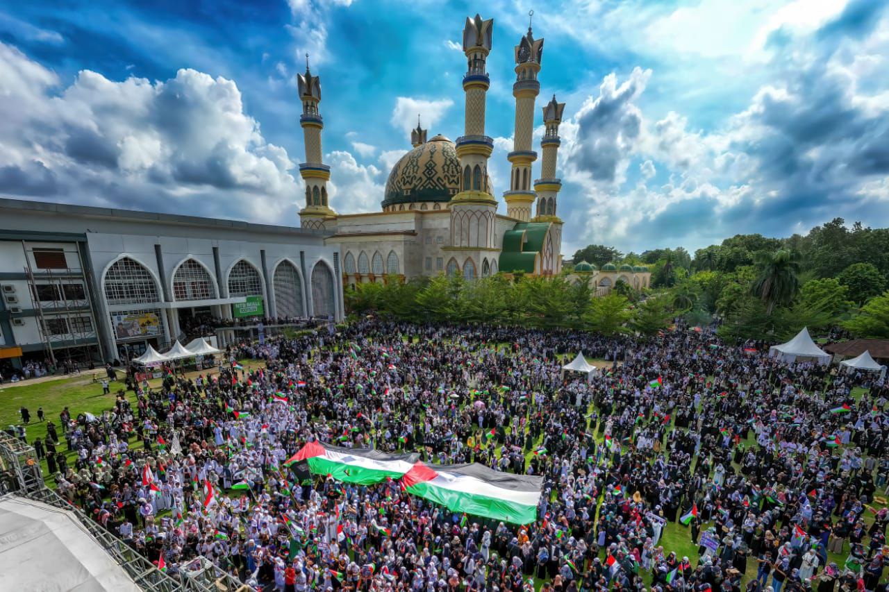 Massa aksi kemanusiaan untuk Palestina
