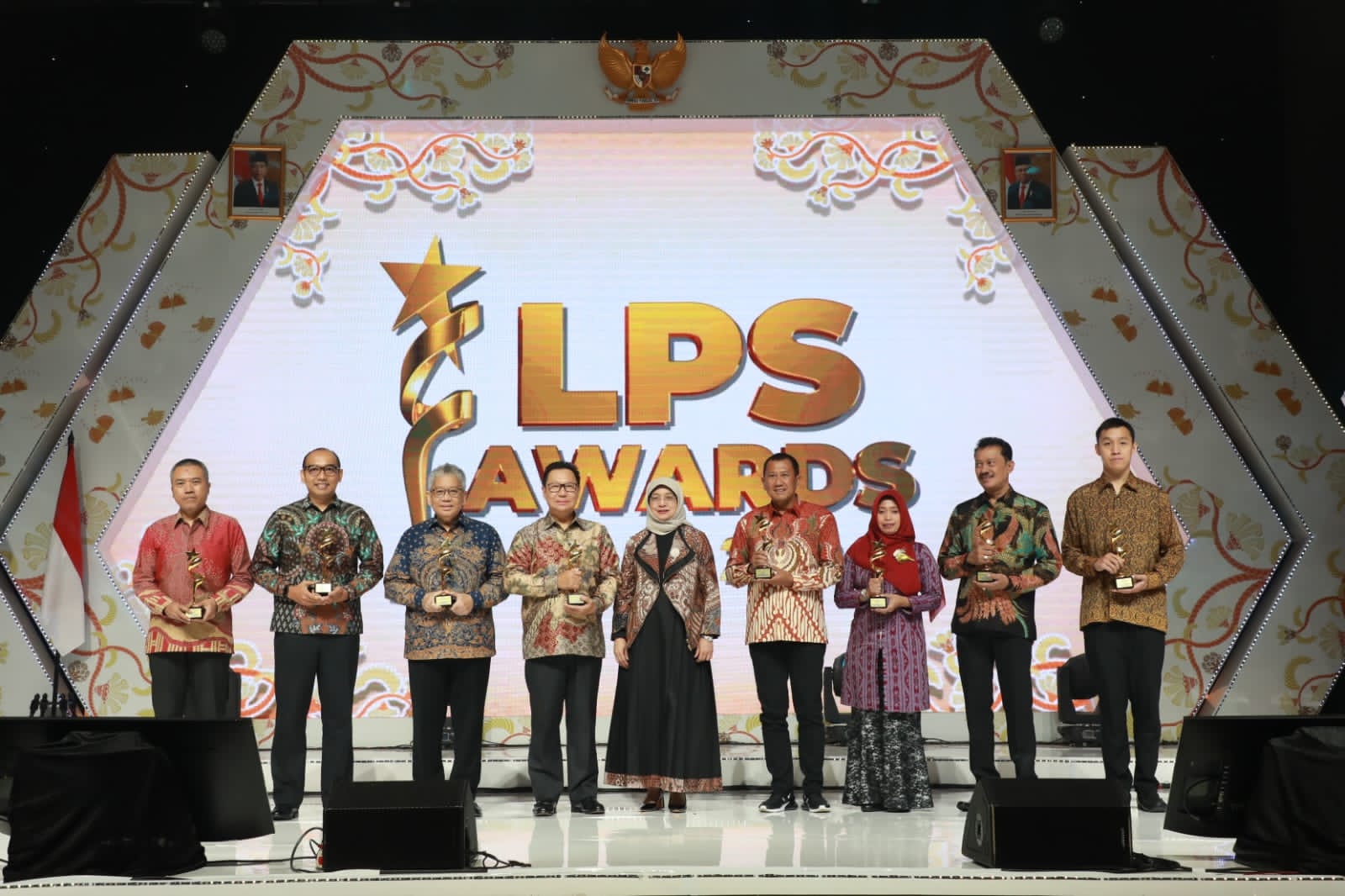 BRI mendapatkan apresiasi dari LPS sebagai Bank Teraktif Dalam Sosialisasi Program Penjaminan Simpanan dan Bank Terinovatif Dalam Sosialisasi Program Penjaminan Simpanan di Jakarta (06/12).
